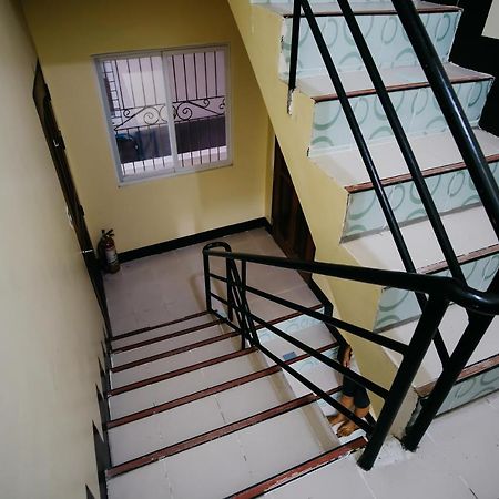 Hotel Sleepadz - Capsule Beds Dormitel In Magsaysay Ave Naga Exterior foto