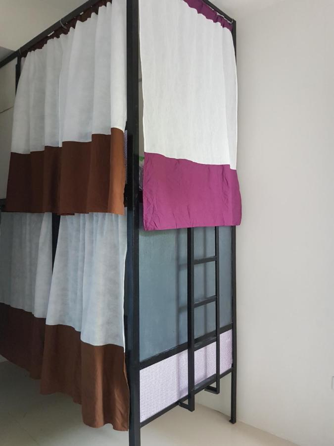 Hotel Sleepadz - Capsule Beds Dormitel In Magsaysay Ave Naga Exterior foto
