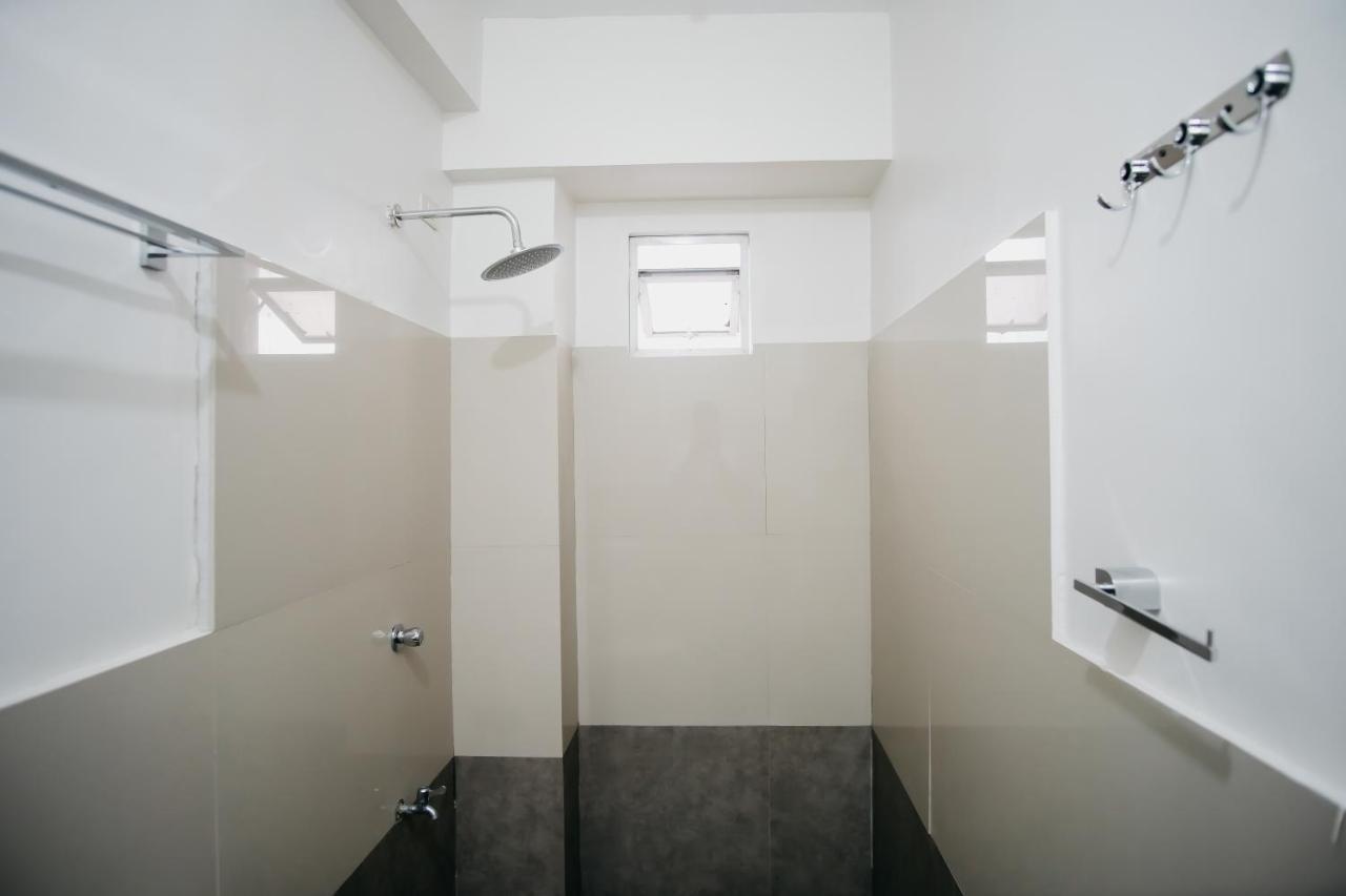 Hotel Sleepadz - Capsule Beds Dormitel In Magsaysay Ave Naga Exterior foto