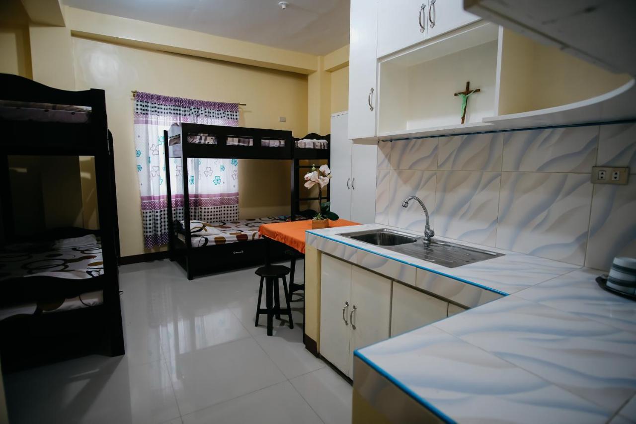Hotel Sleepadz - Capsule Beds Dormitel In Magsaysay Ave Naga Exterior foto