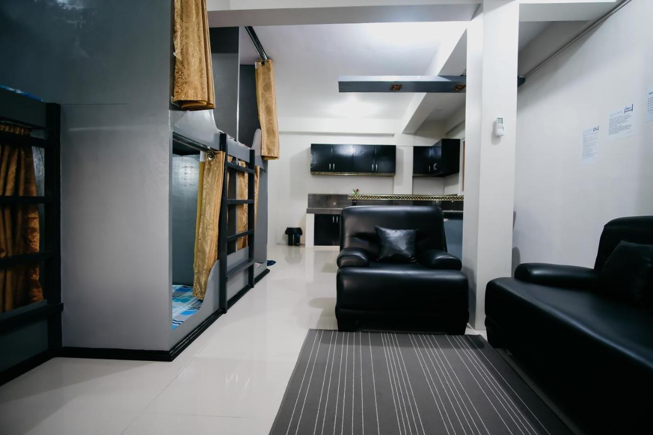 Hotel Sleepadz - Capsule Beds Dormitel In Magsaysay Ave Naga Exterior foto