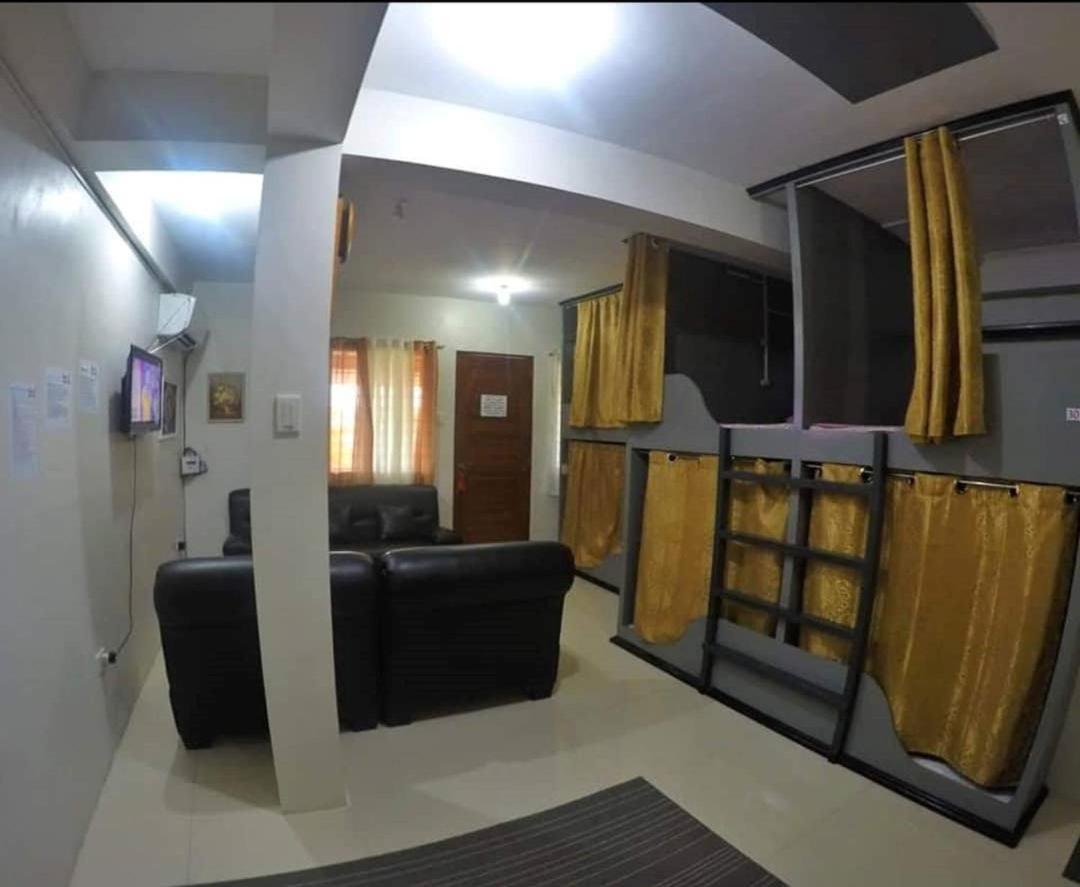 Hotel Sleepadz - Capsule Beds Dormitel In Magsaysay Ave Naga Exterior foto